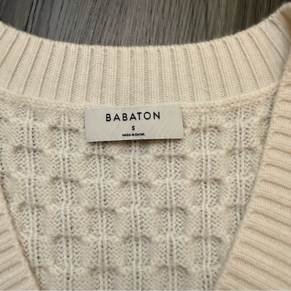 NWOT Aritzia Emporia Merino Wool V neck Sweater Vest S in Birch - Picture 5 of 6